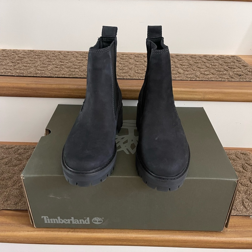 Women’s Timberland Black Chelsea Boots size 6.5